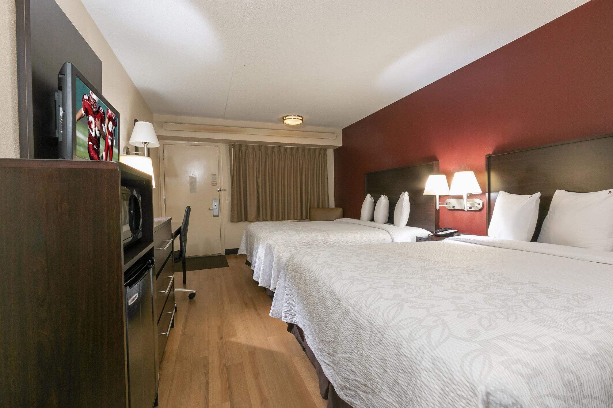 Red Roof Inn Plus+ Secaucus - Meadowlands Eksteriør billede