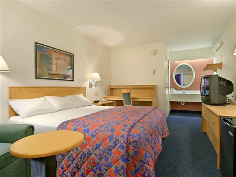 Red Roof Inn Plus+ Secaucus - Meadowlands Værelse billede