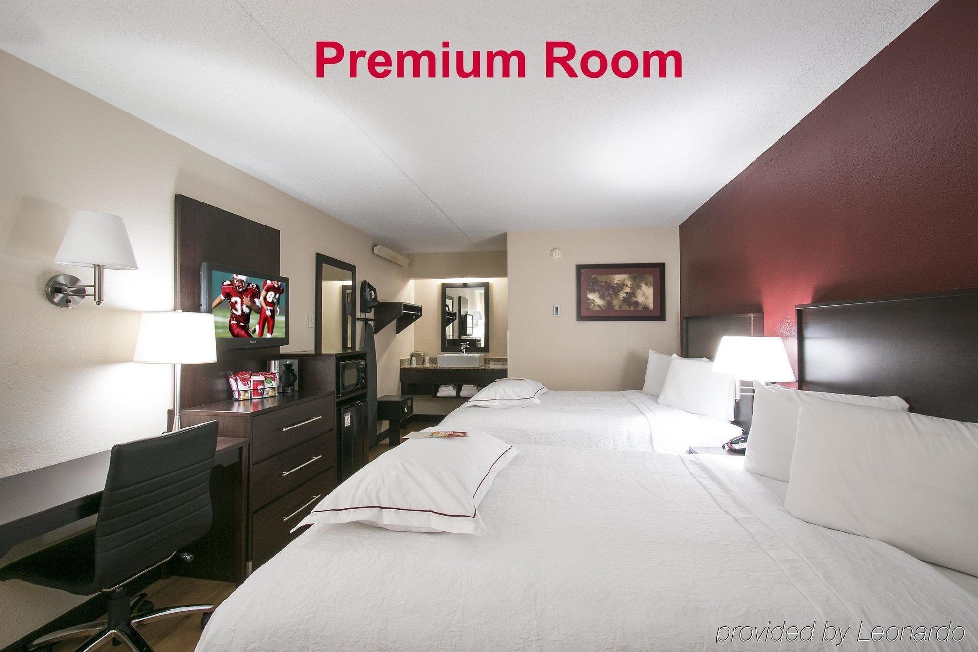 Red Roof Inn Plus+ Secaucus - Meadowlands Eksteriør billede