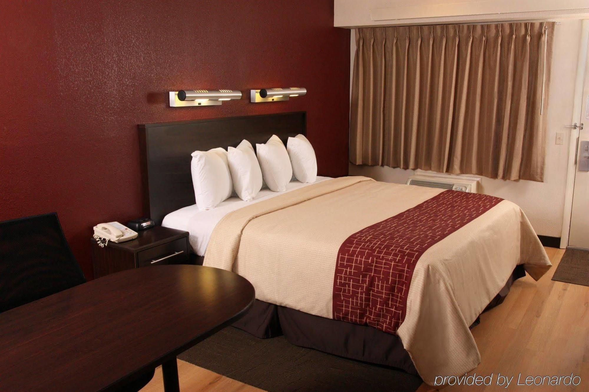 Red Roof Inn Plus+ Secaucus - Meadowlands Eksteriør billede