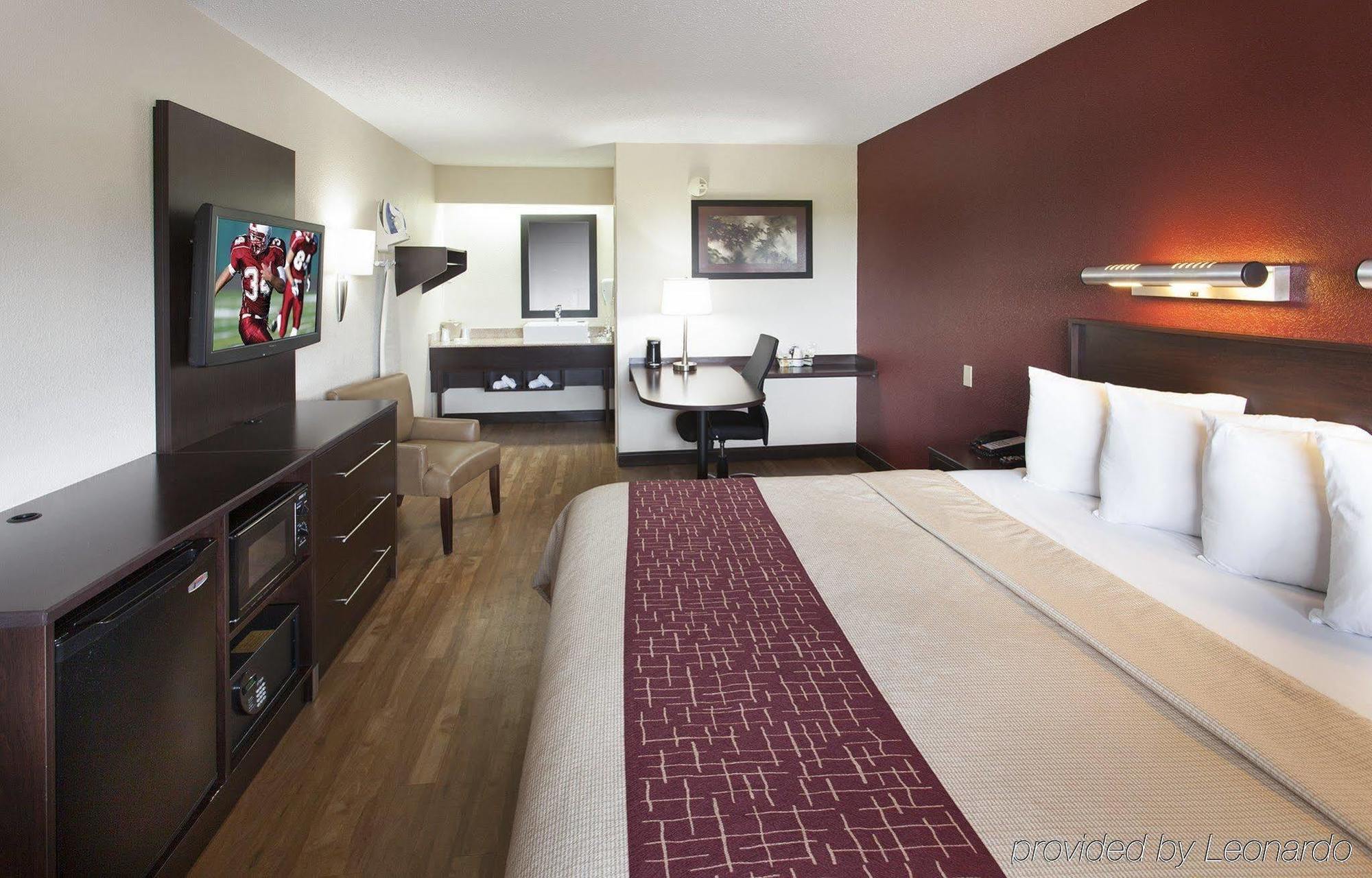 Red Roof Inn Plus+ Secaucus - Meadowlands Eksteriør billede